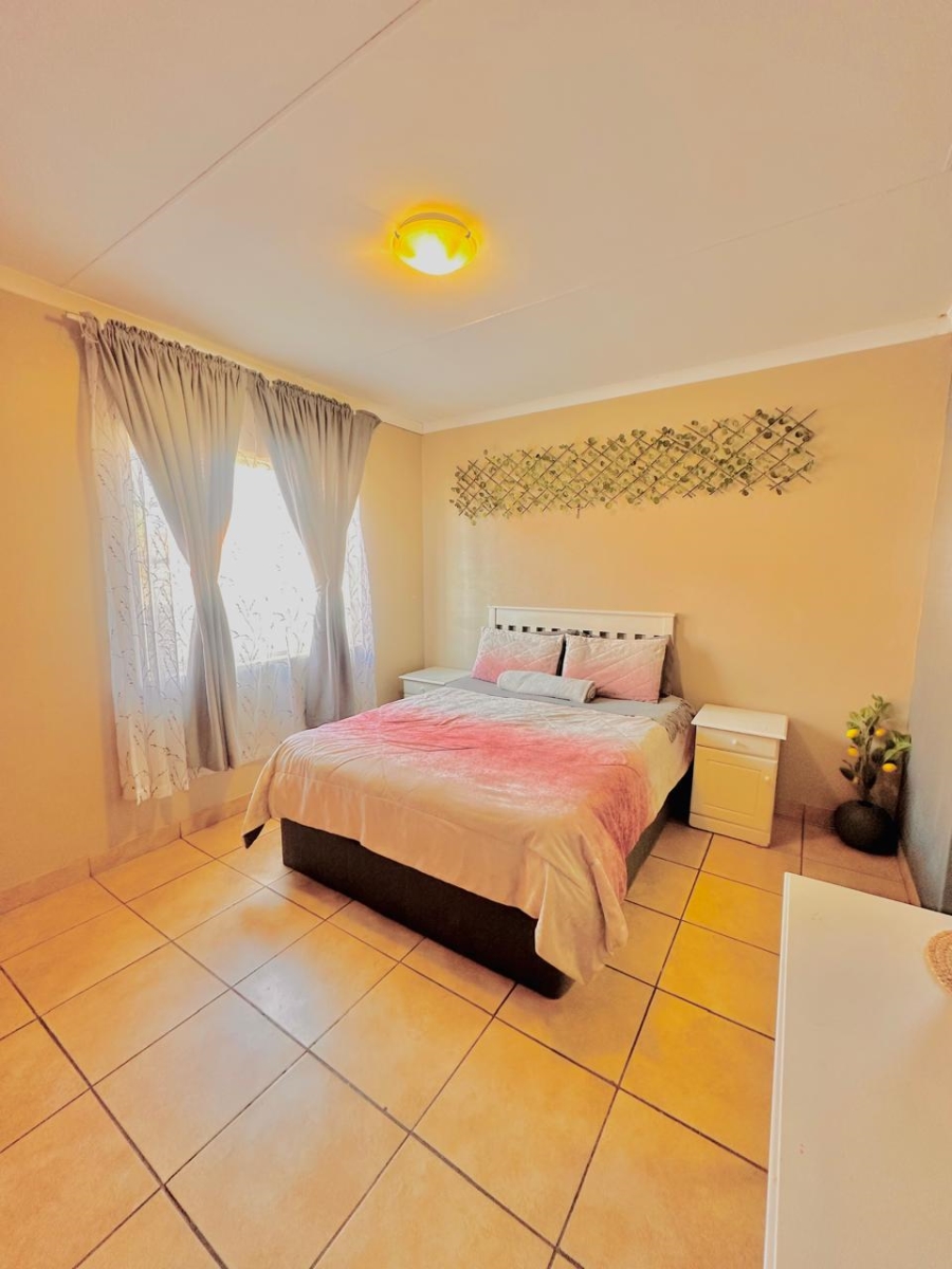 3 Bedroom Property for Sale in Waterval East North West
